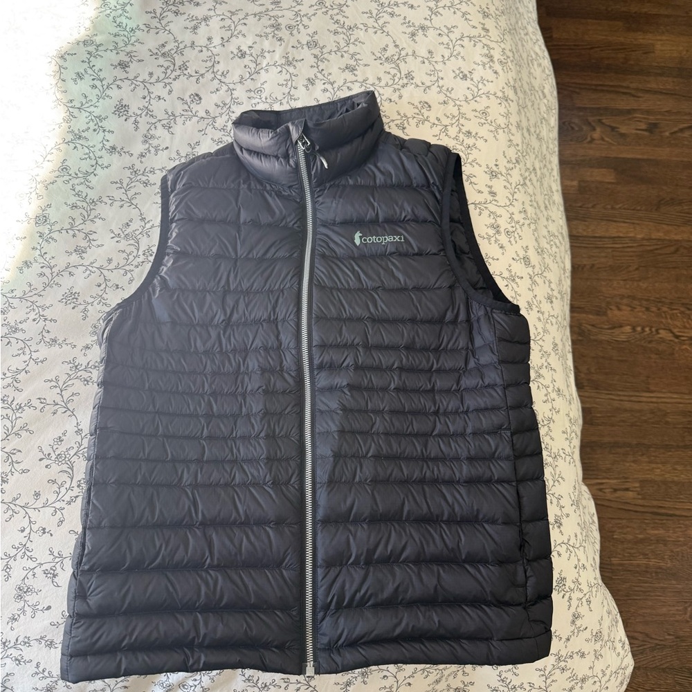 Cotopaxi Puffer Vest